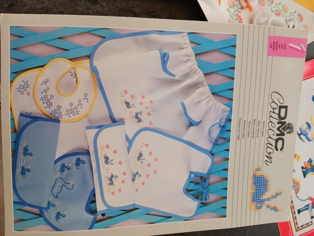 Heel veel borduurboeken met kruisjessteek, Ophalen of Verzenden, Gebruikt, Handborduren, Overige typen