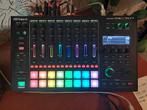 Groovebox Roland MC-707 + decksaver, Enlèvement ou Envoi, Comme neuf, Roland