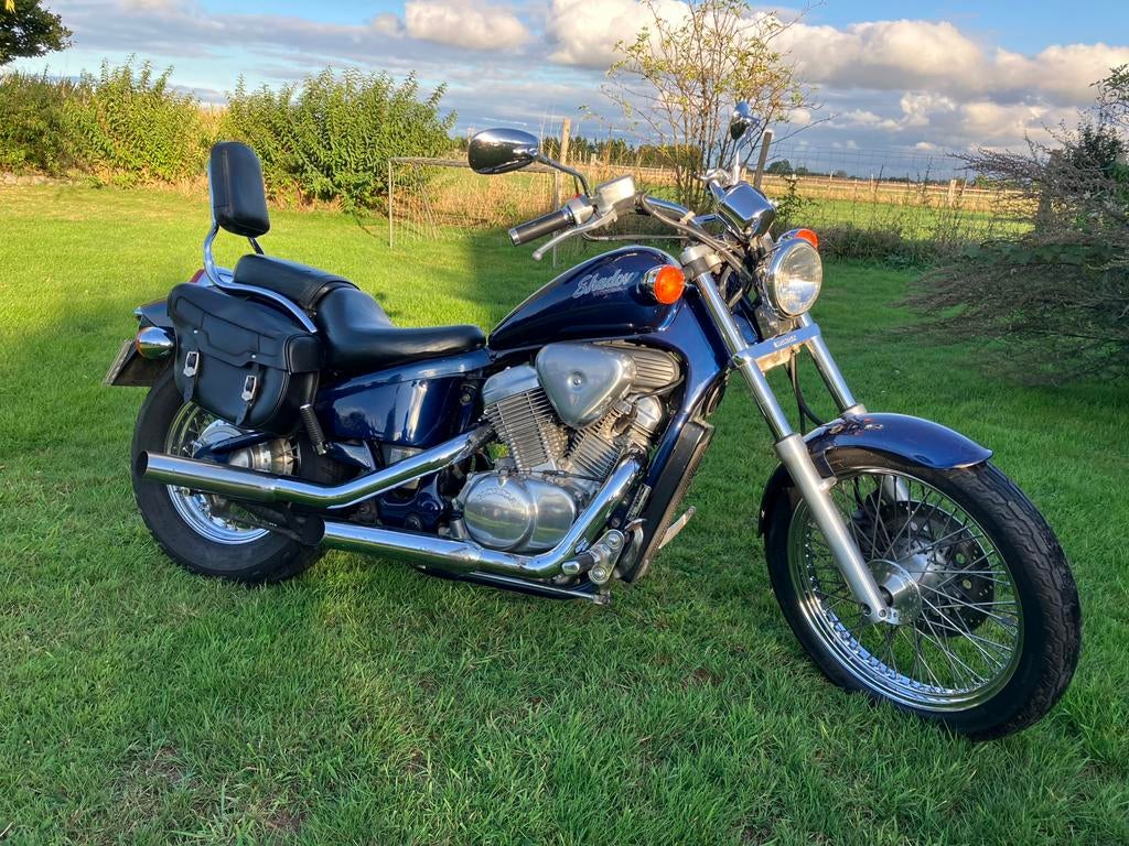 Honda Shadow VT600C oldtimer, Motos, Motos | Honda, Particulier, Chopper, 4 cylindres, Enlèvement
