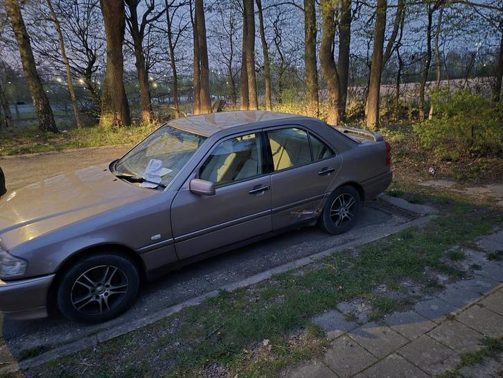 Mercedes-Benz Classe C date de 1994, Auto's, Mercedes-Benz, Bedrijf, C-Klasse, Benzine