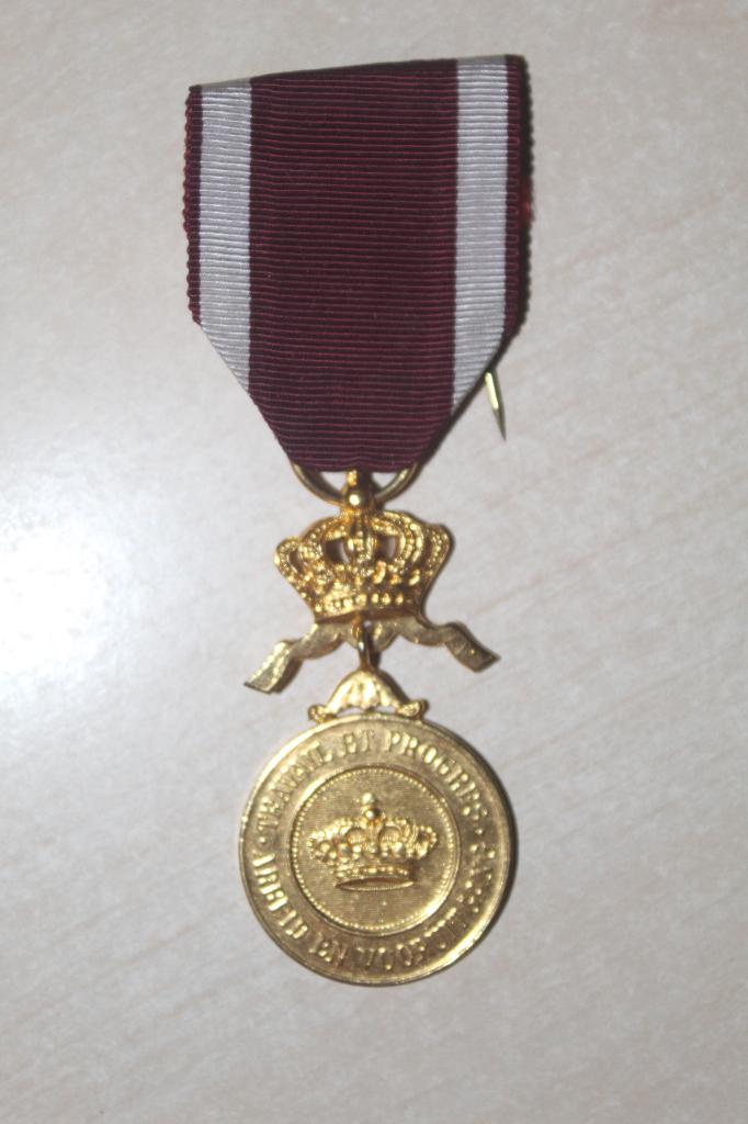 medaille kroonorde, Verzamelen, Militaria | Algemeen, Ophalen of Verzenden, Landmacht, Lintje, Medaille of Wings