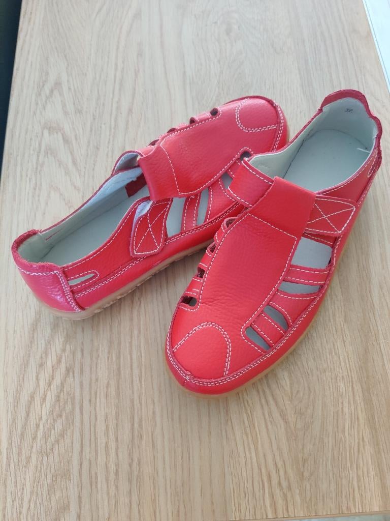 Nieuwe dames schoenen., Ophalen