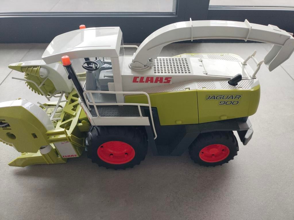 Bruder Claas Jaguar 900, Ophalen