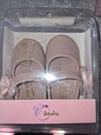 2 paar dezelfde schoentjes maat 19 en 20, Enfants & Bébés, Vêtements de bébé | Chaussures & Chaussettes, Enlèvement, Bottines
