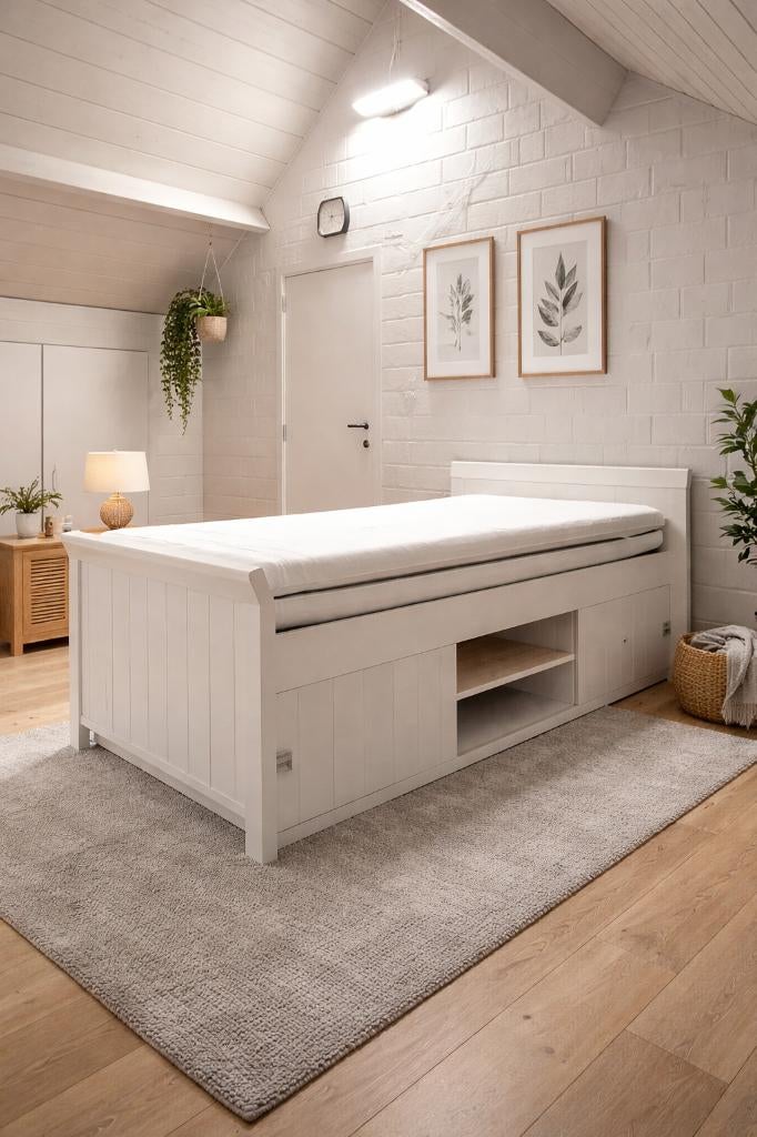 KAJUITBED, Ophalen, Eenpersoons, Zo goed als nieuw, Hout