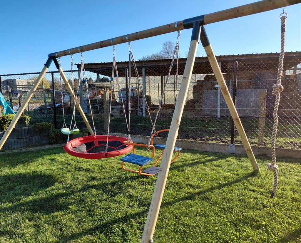 Stevige schommel als nieuw