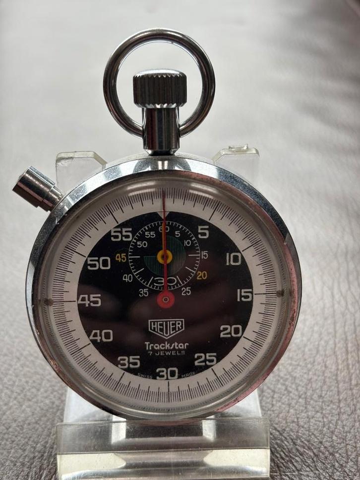 Superbe Chronomètre Heuer Trackstar (Réf. 652.301) – 1971, Bijoux, Sacs & Beauté, Montres de sport, Comme neuf, Android, Blanc