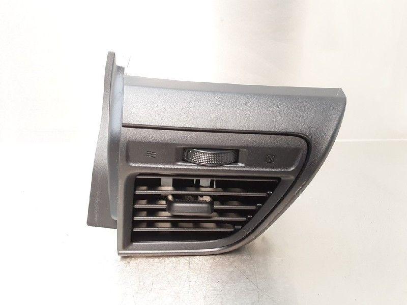 AERATEUR TABLEAU DE BORD Subaru Trezia (01-2011/-), Utilisé, Subaru