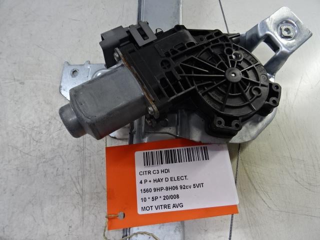 MOTEUR LEVE VITRE ELECTRIQUE AVANT GAUCHE Citroën C3 (SC), Utilisé, Gauche, Citroën