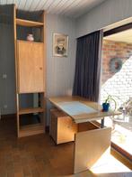 Zit Sta Verstelbaar bureau met bijhorende kasten, Ophalen, Zo goed als nieuw, Bureau