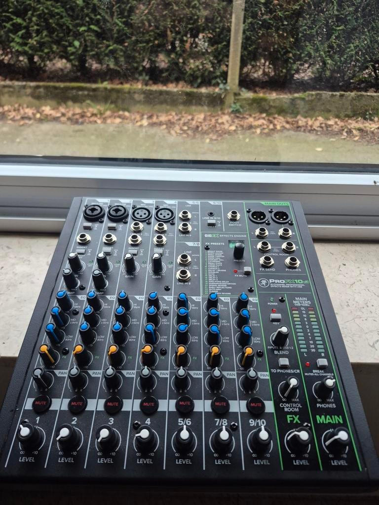 Mackie profx10v3, Ophalen