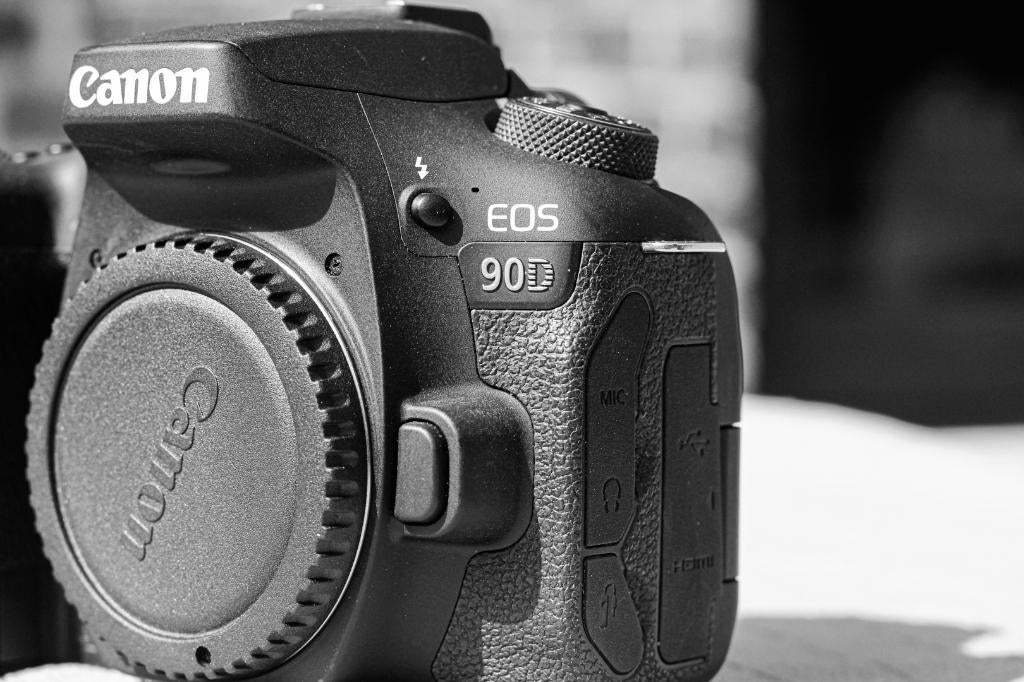 Canon 90D comme neuf 4900 clics 32MP le dernier reflex apsc, TV, Hi-fi & Vidéo, Appareils photo numériques, Comme neuf, Reflex miroir