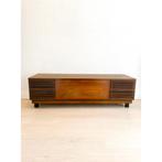 Retro vintage kastje, Enlèvement