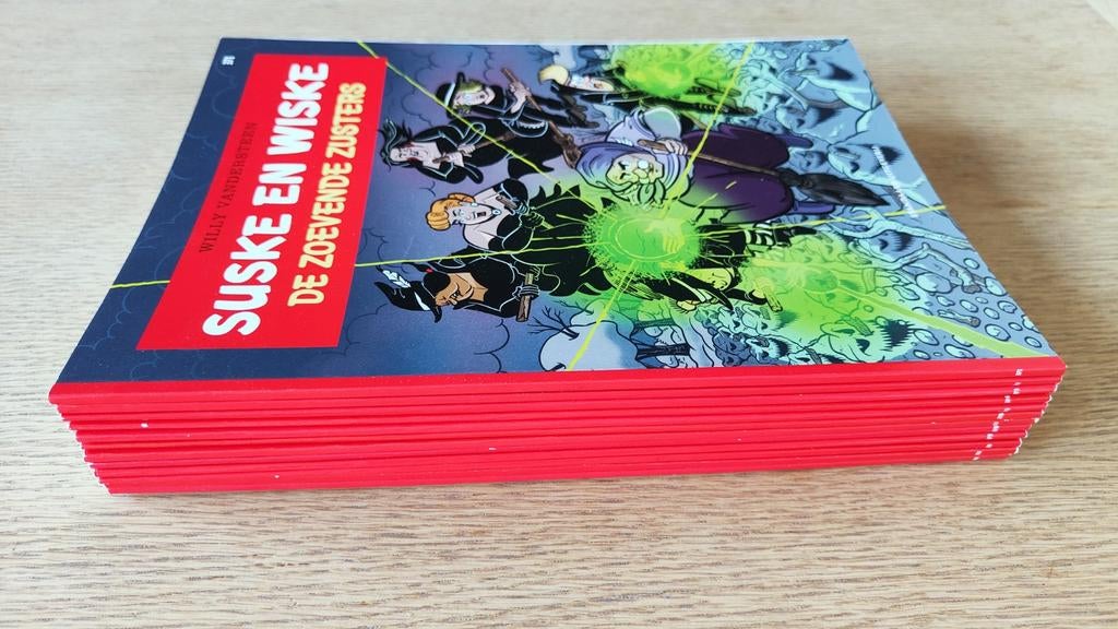 Suske en Wiske : twaalf titels (371-382), Verzamelen, Sportartikelen en Voetbal, Ophalen of Verzenden