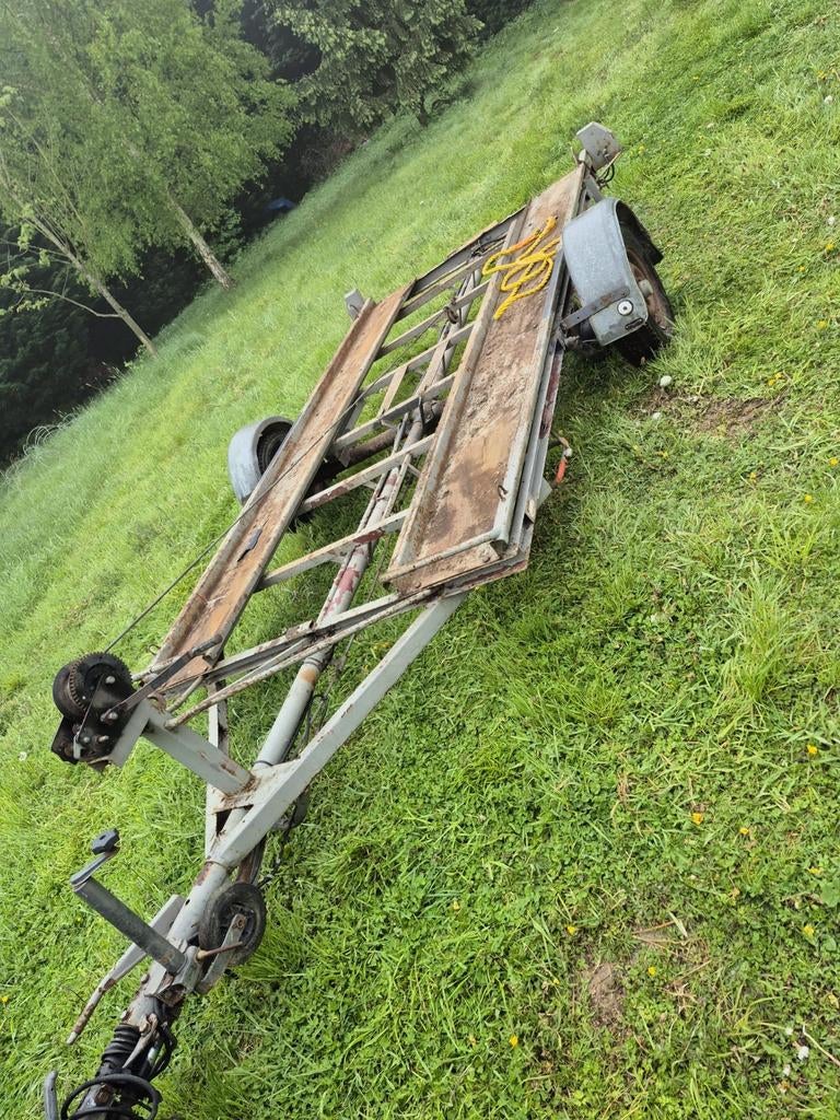 Plateau remorque voiture 1 essieu "Arte", Enlèvement