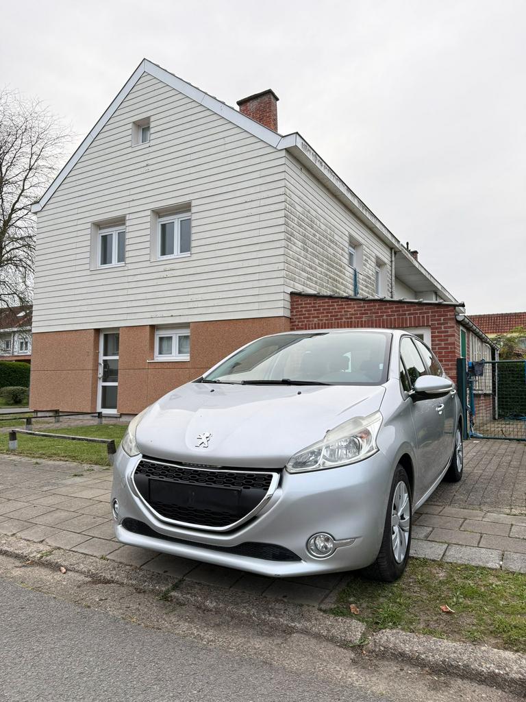 Peugeot 208 1.2 Benzine airco cruise control verkoop keuring, Voorwielaandrijving, Euro 5, Stof, Parkeersensor