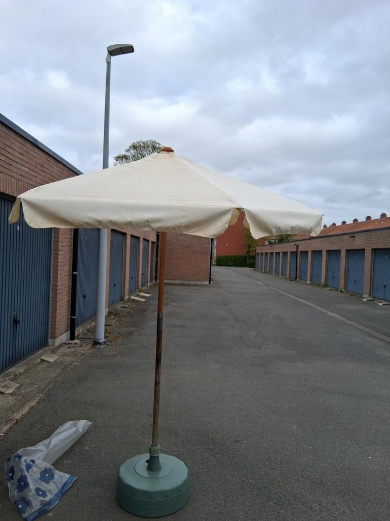 Oude parasol, Tuin en Terras, Parasols, Ophalen