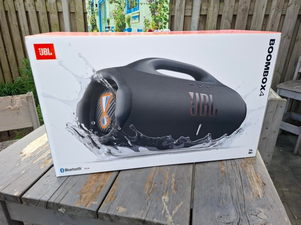 Jbl boombox 4 afhalen in nederland 20 km voorbij breda, Audio, Tv en Foto, Luidsprekerboxen, Ophalen, JBL