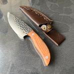 Smeedijzeren jachtmes - High Carbon staal, Caravans en Kamperen, Kampeergereedschap, Ophalen of Verzenden, Nieuw