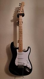 Fender squier stratocaster (zwart), Enlèvement, Comme neuf, Solid body, Fender