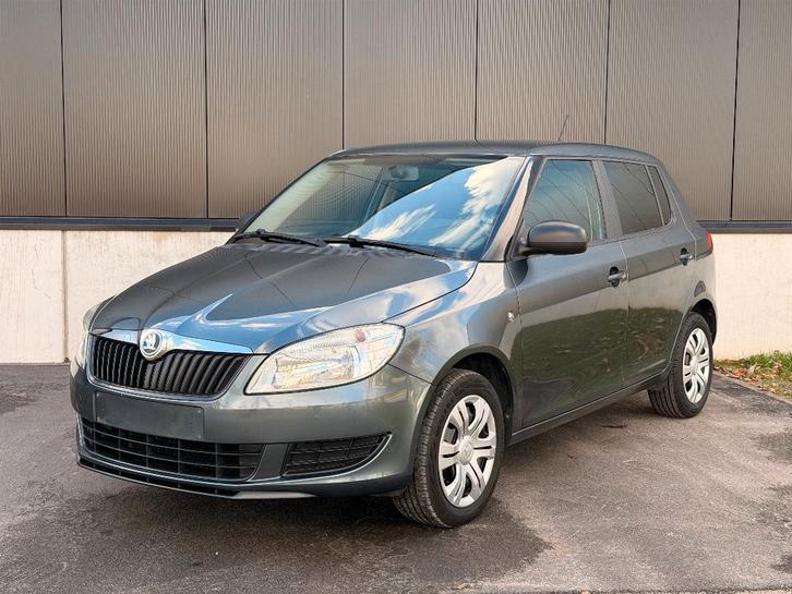Skoda Fabia 1.2i Benzine * 4/5d * Airco * 1e Eig. * EU5b *, Autos, Skoda, Entreprise, Achat, Fabia, ABS, Airbags, Air conditionné