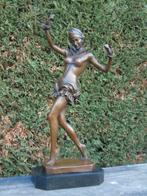 une danseuse en bronze sur socle signé, CHIPARUS, Antiquités & Art, Enlèvement ou Envoi, Bronze
