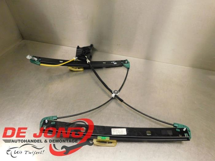 Mécanique vitre 4portes avant droite d'un Audi A3, Autos : Pièces & Accessoires, Vitres & Accessoires, Audi, Utilisé, 3 mois de garantie