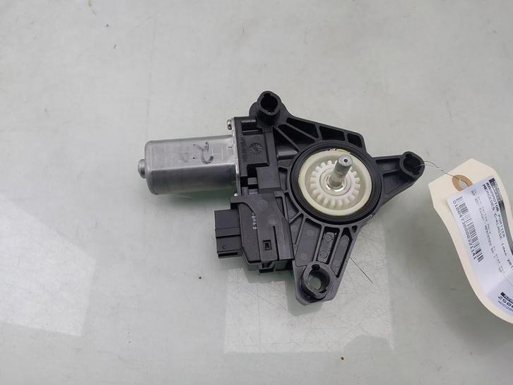 MOTEUR LEVE VITRE ELECTRIQUE Mercedes-Benz C (W205), Autos : Pièces & Accessoires, Carrosserie & Tôlerie, Mercedes-Benz, Utilisé