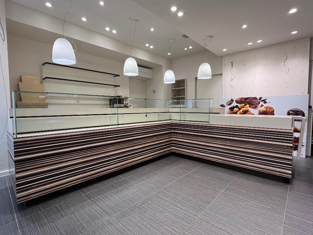 Winkeltoog / Toonbank, Ophalen