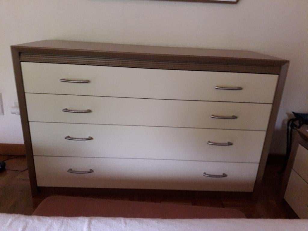 Commode + spiegel te koop wegens verhuis, Ophalen