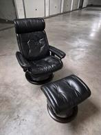 Ekornes Royal Stressless fauteuil + poef - zwart leer, Huis en Inrichting, Ophalen, Leer