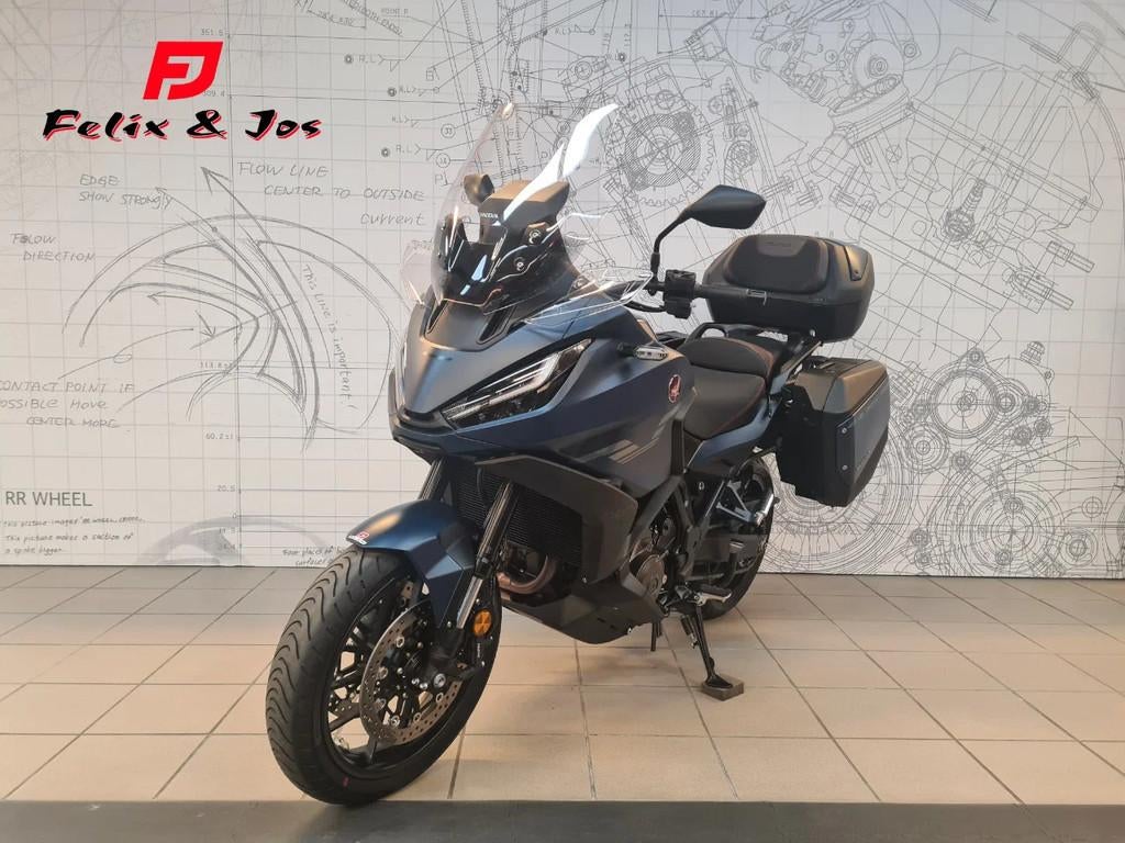 Honda NT 1100 DCT (bj 2024), Motoren, Bedrijf, Meer dan 35 kW, Toermotor, 1100 cc