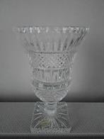 Vaas kristal hoogte is 23.5cm, Enlèvement ou Envoi, Comme neuf, Verre, Moins de 50 cm