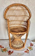 Leuke rotan pauwenstoel, Antiek en Kunst, Ophalen