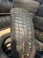 185/60/15c Roadstone avec montage et équilibrage, Enlèvement