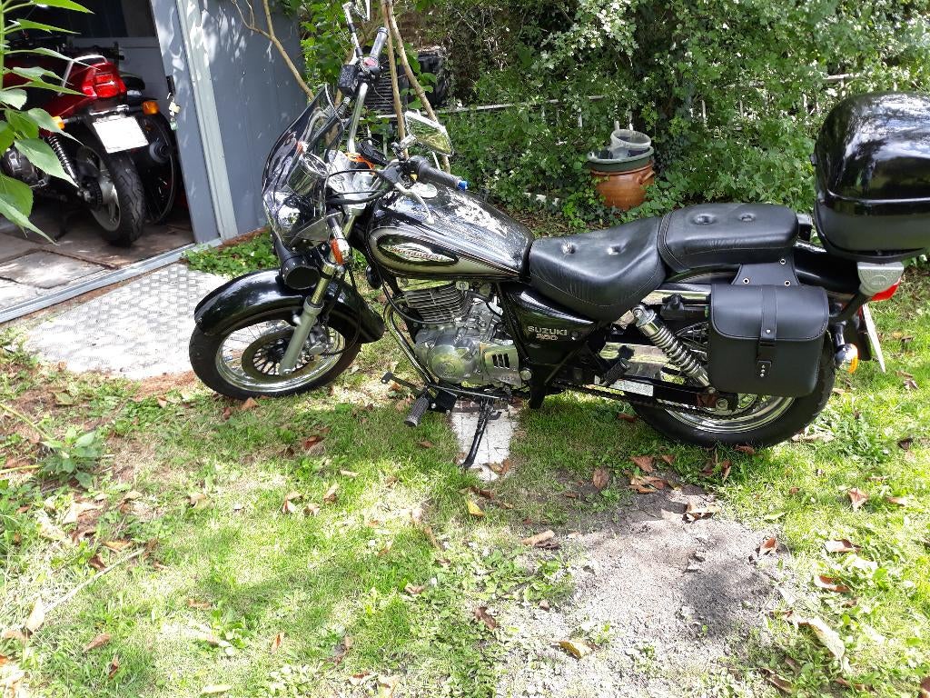 moto, Motos, Motos | Suzuki, Permis Moto A, Occasion, Chopper, Particulier