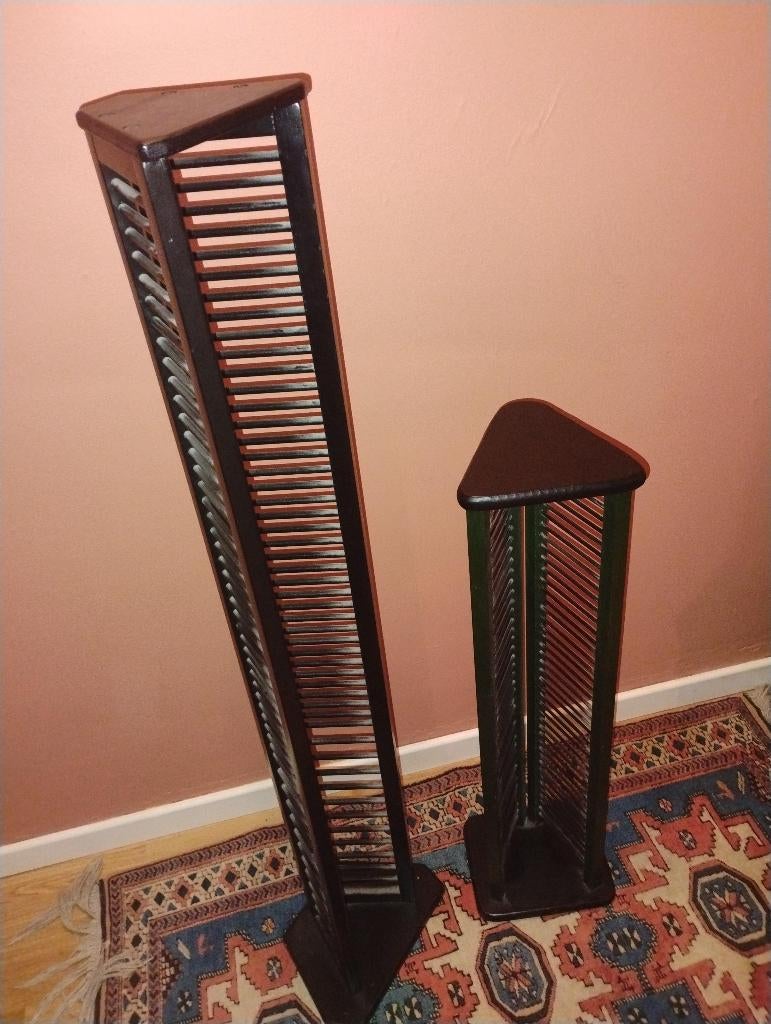 2 Etagères range cd, 25 à 75 disques, Comme neuf, Enlèvement, Bois