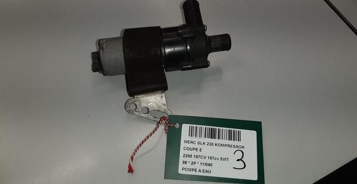 WATERPOMP Mercedes-Benz SLK (R170) (A1708300014), Auto-onderdelen, Airco en Verwarming, Mercedes-Benz, Gebruikt