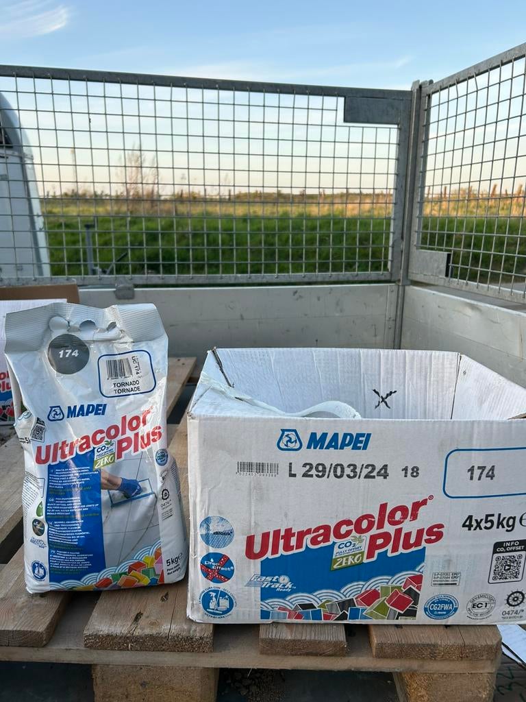 Sac joint Mapei 5kg carrelage Ultracolor Plus 174 (3dispo), Bricolage & Construction, Enlèvement, Comme neuf