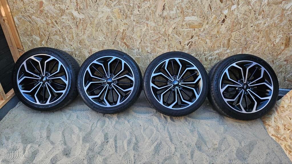Kit d'été Ford Focus MK4 18 pouces ST line, Hobby & Loisirs créatifs, Modélisme | Voitures & Véhicules, Enlèvement