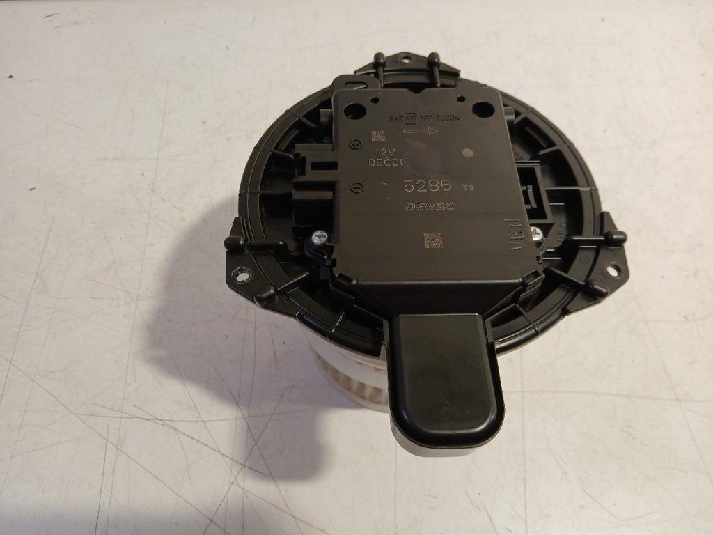 Kachel ventilator motor Toyota Prius, Onderdelen@venauto.nl, Van der Ven Autorecycling B.V., Ettenseweg 76, 4706 PB Roosendaal, The Netherlands