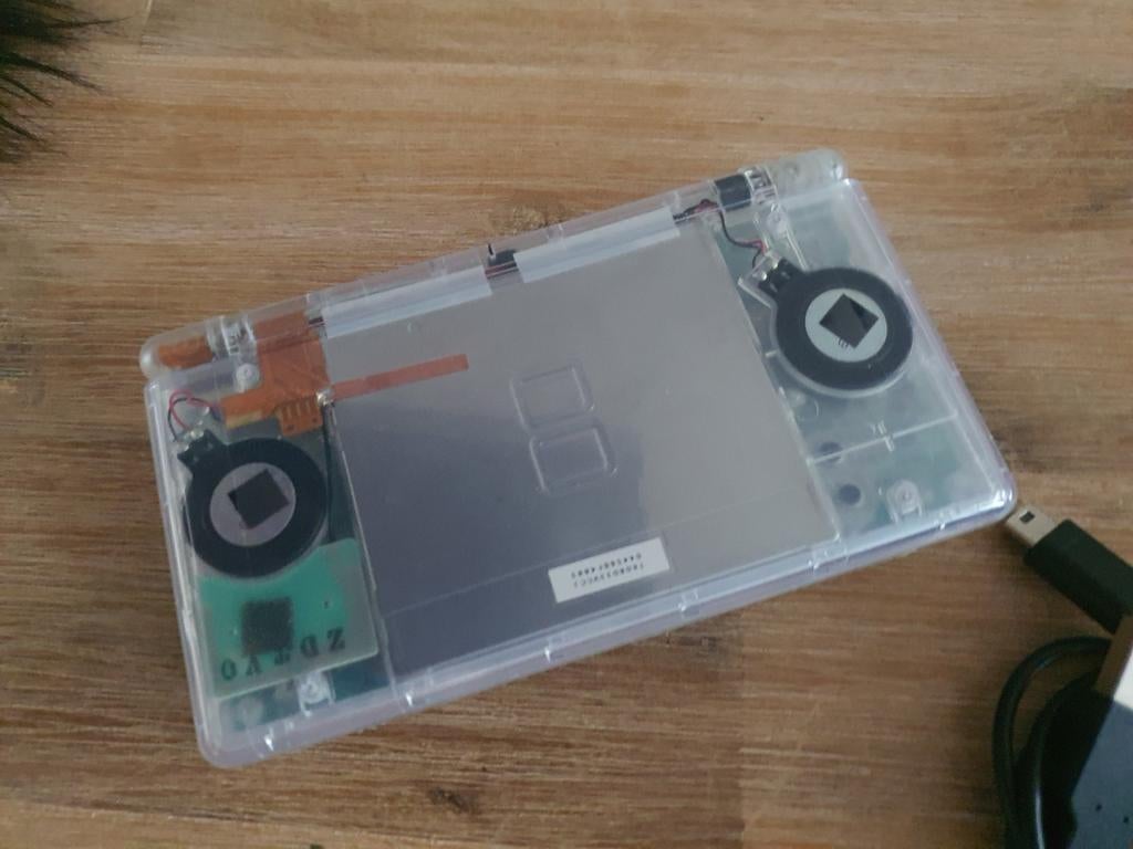Nintendo DSlite custom clear editie, Consoles de jeu & Jeux vidéo, Enlèvement