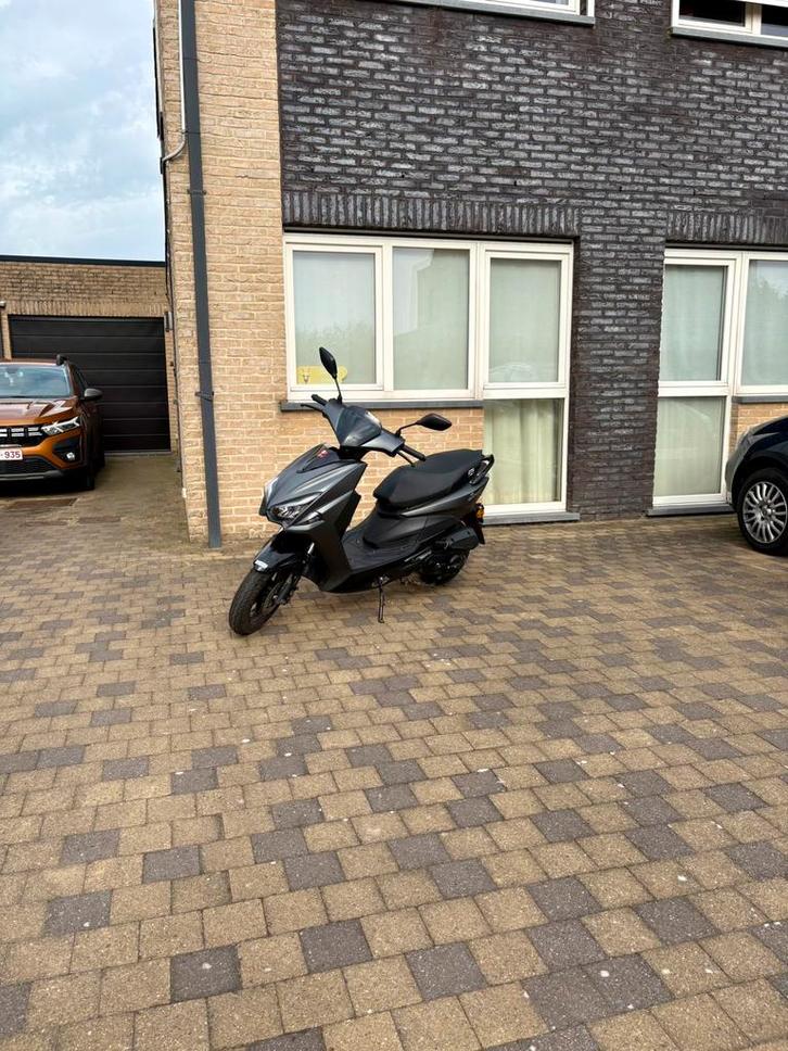 GTS sirocco 50cc, Fietsen en Brommers, Scooters | Overige merken, Zo goed als nieuw, Klasse B (45 km/u), Benzine, Ophalen