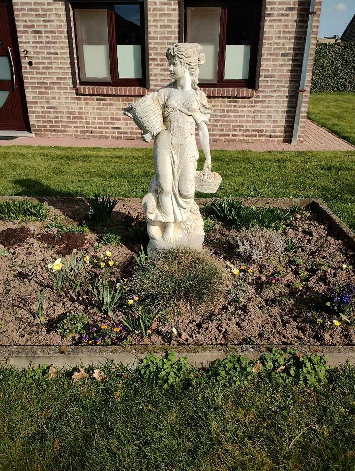 tuin, Tuin en Terras, Tuinbeelden, Zo goed als nieuw, Mensenbeeld, Steen, Ophalen