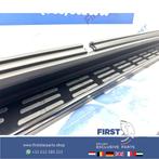 W253 C253 AMG ZIJSKIRT TREEPLANKEN ZWART LINKS RECHTS DORPEL, Utilisé, -, -, Enlèvement ou Envoi