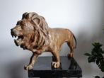 Statue de lion en bronze - Sculpture en bronze Pierre Chenet, Antiquités & Art, Enlèvement ou Envoi