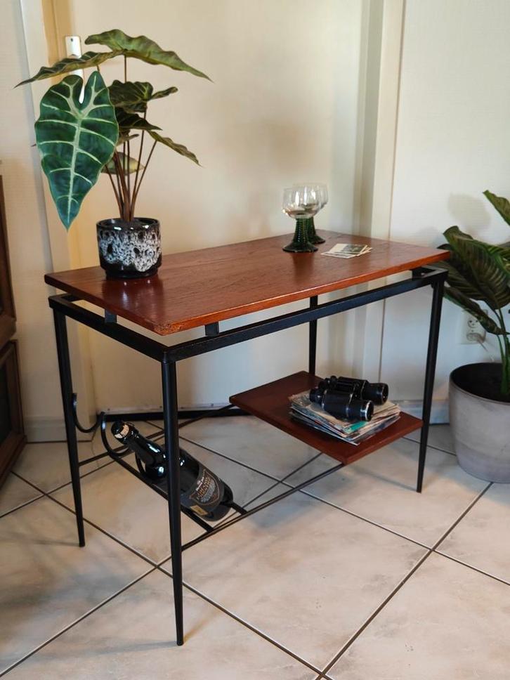 Vintage bijzettafel 60s, Huis en Inrichting, Tafels | Sidetables, Gebruikt, 25 tot 50 cm, 50 tot 100 cm, Rechthoekig, Teakhout