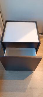 Twee nachtkastjes zwart IKEA PLÖJKER, Ophalen, Zo goed als nieuw, 45 tot 65 cm, Minder dan 55 cm