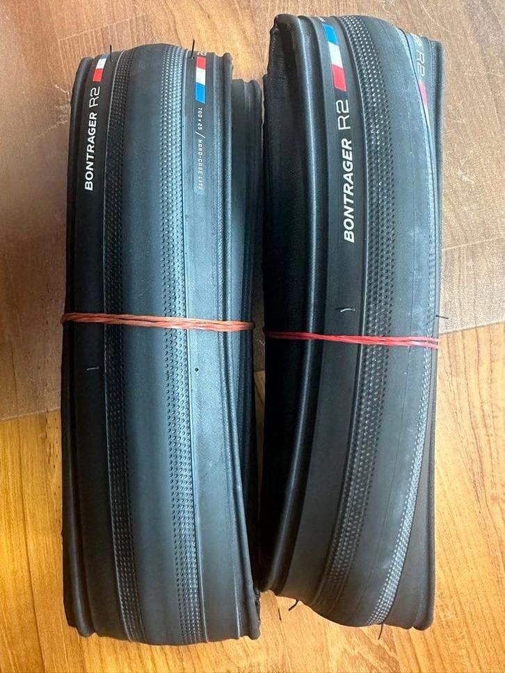 BONTRAGER BAND R2 RACE 700x25 ZWART HARD CASE LITE NIEUW, Fietsen en Brommers, Fietsonderdelen, Band, Ophalen