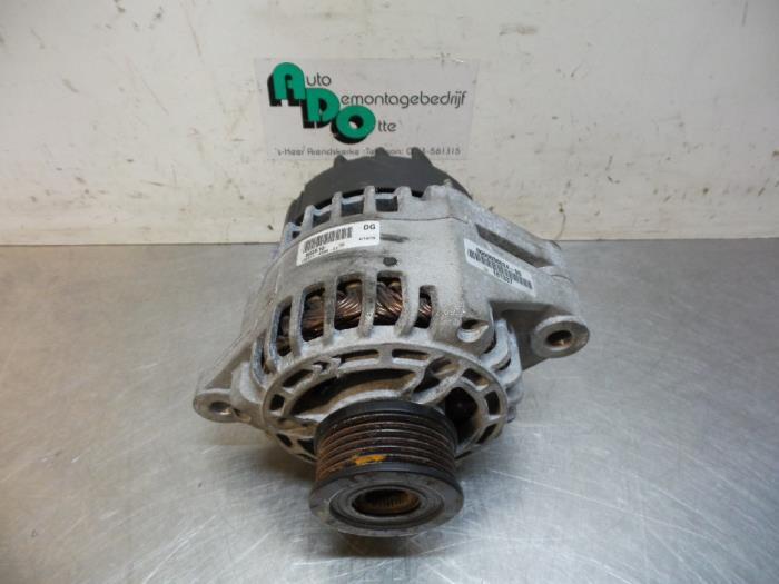 Dynamo van een Alfa Romeo 159, Auto-onderdelen, Motor en Toebehoren, Alfa Romeo, Gebruikt, 3 maanden garantie, Ophalen of Verzenden